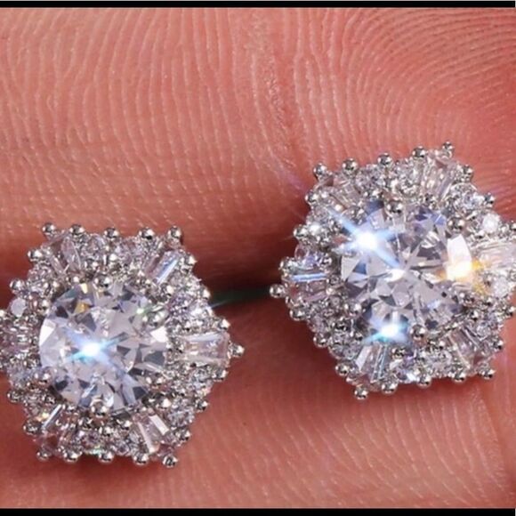 DENKAYS EARRINGS 4 - Picture 9 of 10